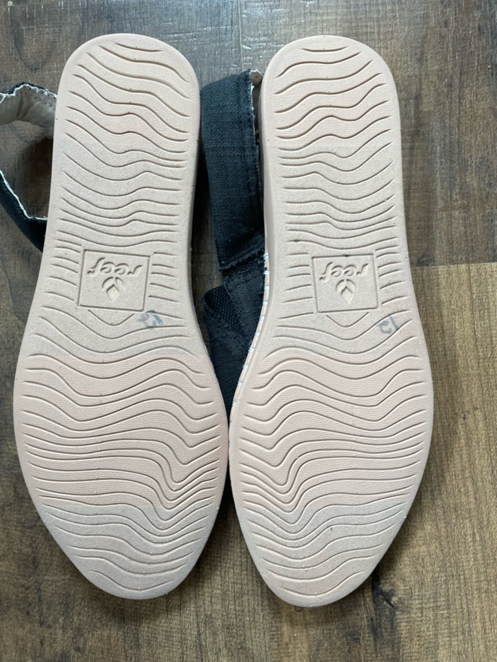 Casual Black Slingback Espadrille Slide - Women - Picture 4 of 6